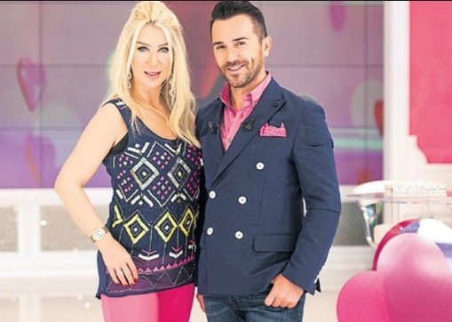 Esra Erol Zuhal Topal ve Seda Sayan’ın korktuğu başına geldi galerisi resim 11