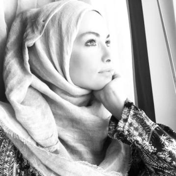 TESETTÜRLÜ FOTOĞRAFINI PAYLAŞIP ALTINA BUNLARI YAZDI! İŞTE GAMZE ÖZÇELİK galerisi resim 3