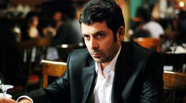 JANDARMA ÜNLÜ OYUNCUNUN EVİNE GİRİNCE... galerisi resim 2