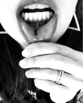 NESLİHAN ATAGÜL'ÜN CESARETİ TAKİPÇİLERİNİ HAYRAN BIRAKTI... galerisi resim 3