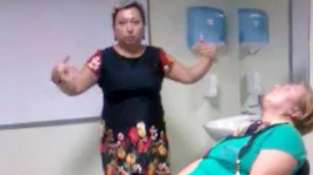 Bu görüntüler özel bir hastanenin eğitim salonunda çekildi! galerisi resim 2