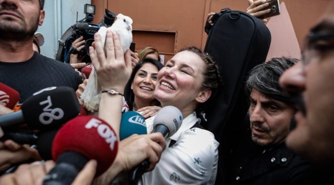 2,5 Yıl Hapis Yatan Deniz Seki Tahliye Oldu galerisi resim 2