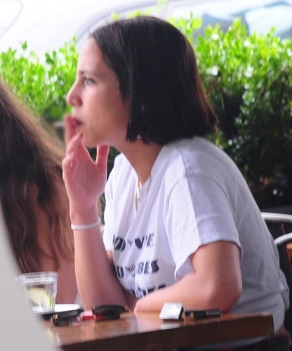 Zehra Çilingiroğlu Bebek'te öyle bir yakalandı ki... galerisi resim 3