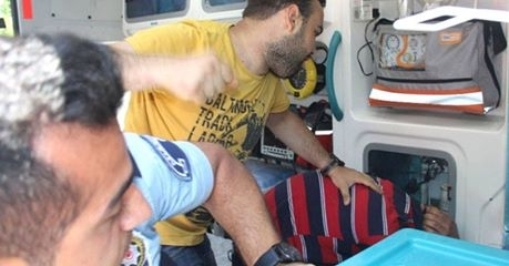 Çocuğu taciz etti, ambulansta linç ediliyordu! galerisi resim 4