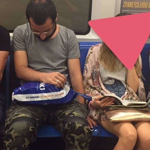 Dün geceden beri tartışılan metroda taciz iddiası galerisi resim 1