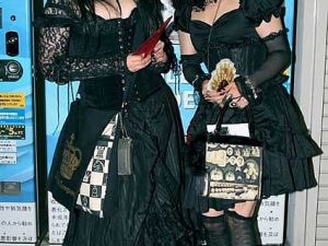 Evlat olsa sevilmez diyeceğiniz 10Gotik tipi