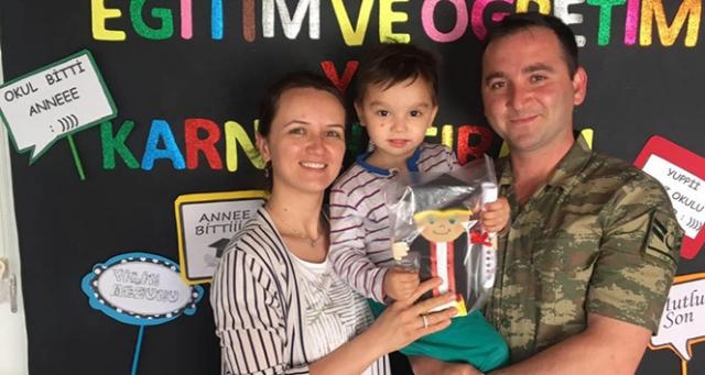 KÜÇÜK EYMEN ARKASINDA BÜYÜK BİR ACI BIRAKTI! galerisi resim 4