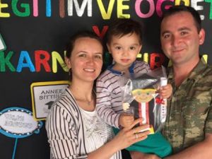 KÜÇÜK EYMEN ARKASINDA BÜYÜK BİR ACI BIRAKTI!