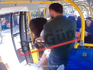 Genç kızın şort giydi diye saldırıya uğradığı anın görüntüleri ortaya çı