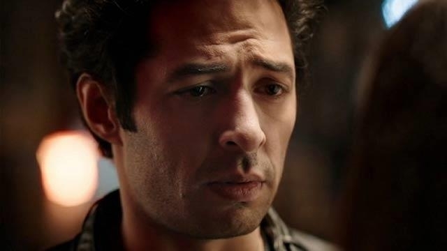 Ünlü oyuncu Mert Fırat’ın babası hayatını kaybetti galerisi resim 2