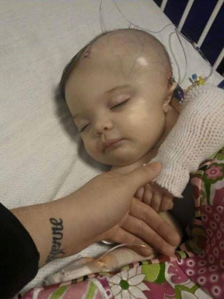 Kızına 1 saat bakması gereken baba onu bu hale getirdi galerisi resim 1