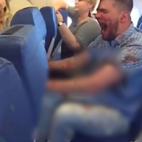 Antalya uçağında olay! Sarhoş yolcu kanlar içinde... galerisi resim 3