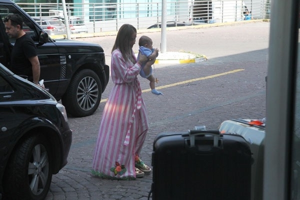 Gülşen’in çocuğu ile olay karesi! galerisi resim 4