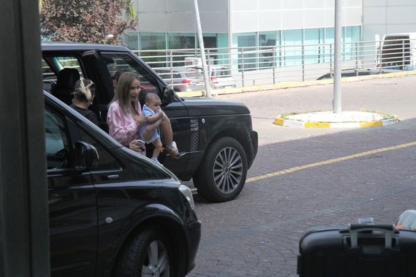 Gülşen’in çocuğu ile olay karesi! galerisi resim 7