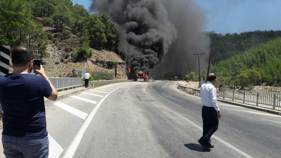 Fotoğraflar az önce geldi! Çok sayıda ekip olay yerinde... galerisi resim 4