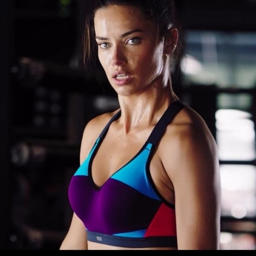 Adriana Lima - Metin Hara aşkına sosyal medyadan yorum yağdı galerisi resim 13