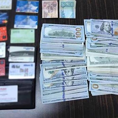 Geri dönüşüm bandına düşen cüzdanın içinden çıkanlar şaşırttı galerisi resim 4