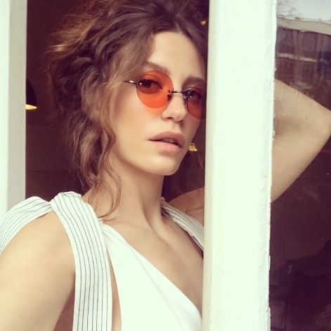 Serenay Sarıkaya nefesleri kesti! galerisi resim 11