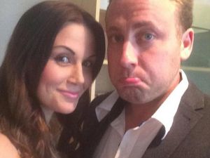 Kocası öldükten 2 ay sonra kayınbiraderiyle fotoğraflar paylaşmaya başla