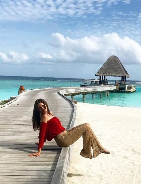 Fahriye Evcen takipçilerinin diline düştü! galerisi resim 3