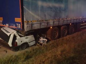 Kütahya'da genç çift trafik kazasında öldü