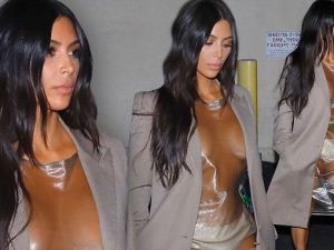 Kim Kardashian plastik elbisesiyle şaşkına çevirdi