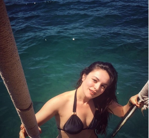 Ezgi Mola'nın son haline bakın değişimi şoke edecek! galerisi resim 8