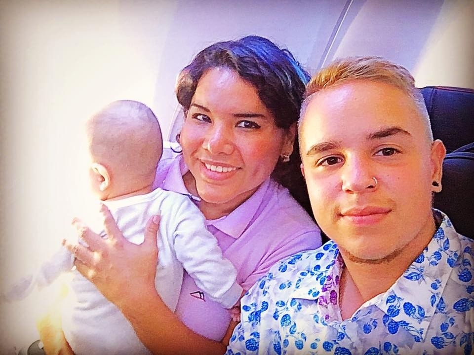 Sıradan bir aile gibiler ama aslında gerçek olduğundan daha karışık galerisi resim 10