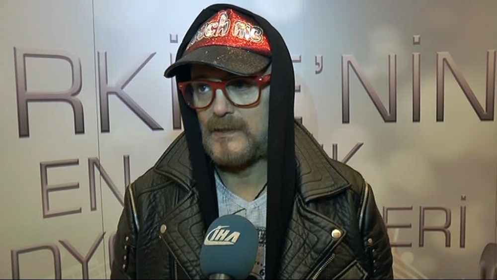 Ünlü sanatçı Harun Kolçak hayatını kaybetti galerisi resim 2