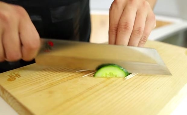 SALATALIĞIN YANINA KÜRDAN KOYARSANIZ... YOK ARTIK DİYECEKSİNİZ! MUTLAKA  galerisi resim 10