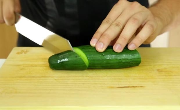 SALATALIĞIN YANINA KÜRDAN KOYARSANIZ... YOK ARTIK DİYECEKSİNİZ! MUTLAKA  galerisi resim 2