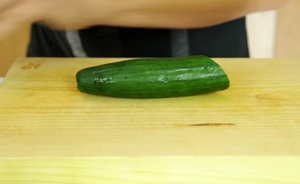 SALATALIĞIN YANINA KÜRDAN KOYARSANIZ... YOK ARTIK DİYECEKSİNİZ! MUTLAKA  galerisi resim 3