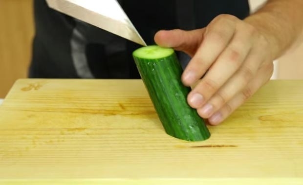 SALATALIĞIN YANINA KÜRDAN KOYARSANIZ... YOK ARTIK DİYECEKSİNİZ! MUTLAKA  galerisi resim 4