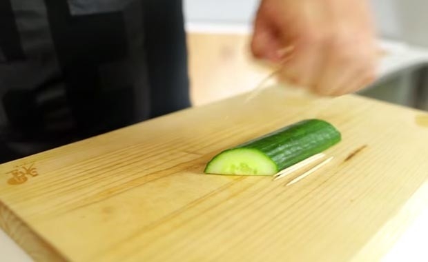 SALATALIĞIN YANINA KÜRDAN KOYARSANIZ... YOK ARTIK DİYECEKSİNİZ! MUTLAKA  galerisi resim 7