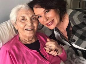 USTA OYUNCU HAYATINI KAYBETTİ