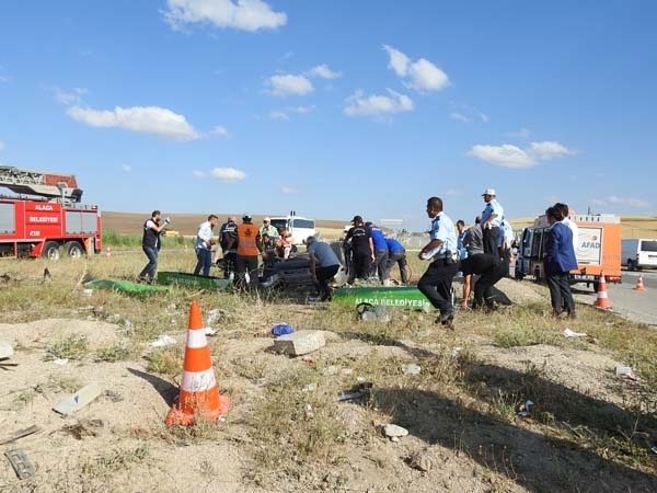 Feci kaza! Çok sayıda ölü ve yaralı var... galerisi resim 4