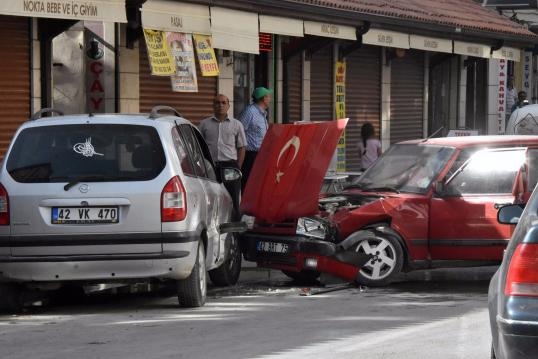 Drift Yapan Genç Kız Kaza Yapınca Çıldırdı! galerisi resim 5