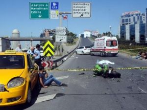 TEM'de korkunç kaza olay yerine gelen kahroldu