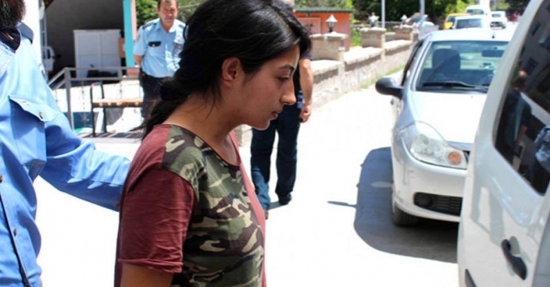 Kendisini aldatan eşine karşı yaptıkları ve kadının başına gelenler galerisi resim 4