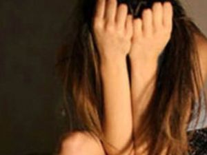 14 yaşındaki genç kızı böyle kandırmışlar: Çirkin şantaj!