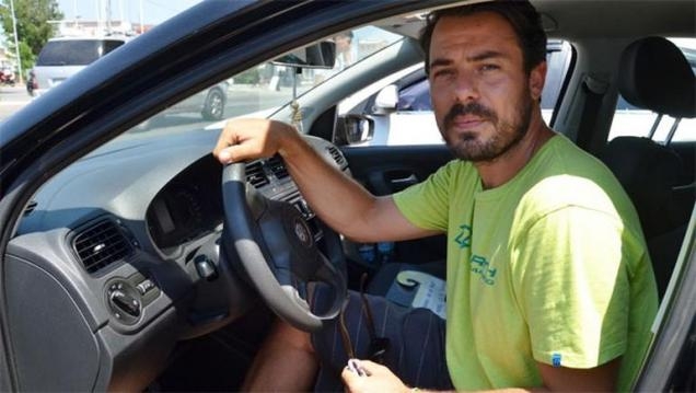 Ünlü Oyuncuya Yumruklu Saldırı! galerisi resim 3