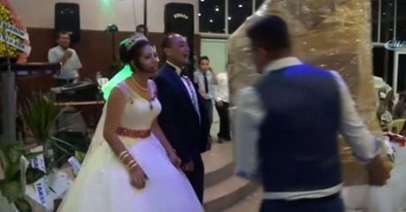 Düğün hediyesi olarak market sepeti getirdi galerisi resim 1