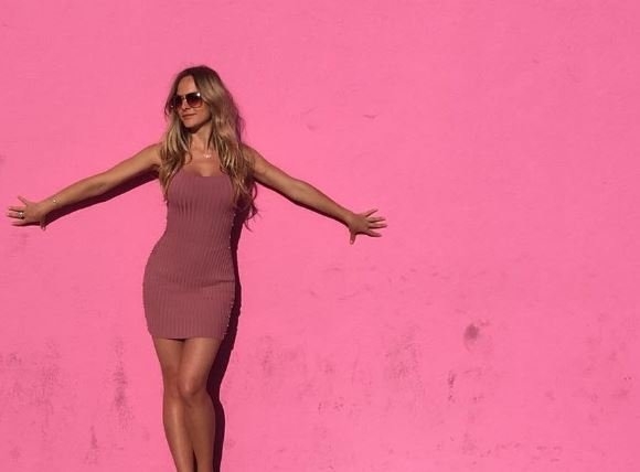 Ünlü manken hırsızlık yaparken yakalandı galerisi resim 4