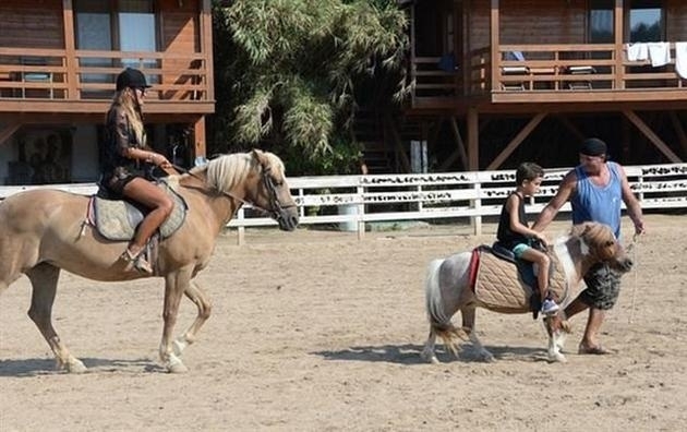 At binmeye böyle gitti galerisi resim 2