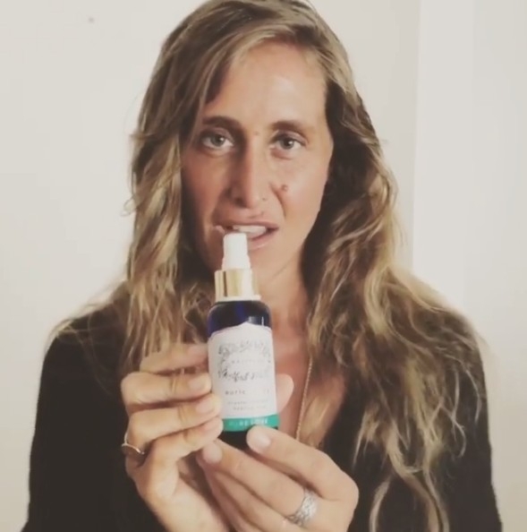 Survivor yarışmacısı Bennu Gerede dolandırıcı mı? galerisi resim 4