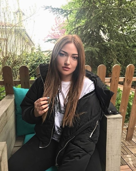 Youtube fenomeni Danla Bilic 'Tatlıcı'sını paylaştı işte sevgi galerisi resim 5