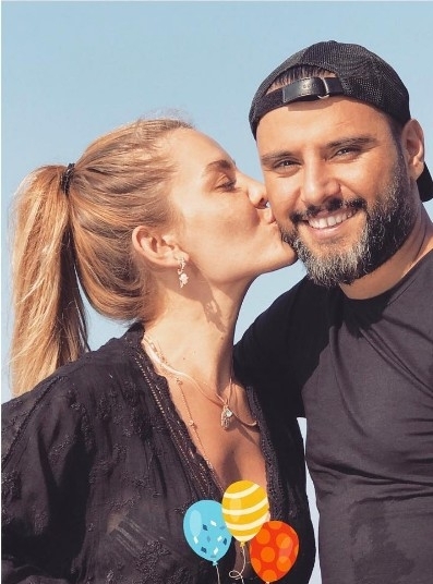 Eda Erol'un dekolte sansürüne bakın olay oldu galerisi resim 4