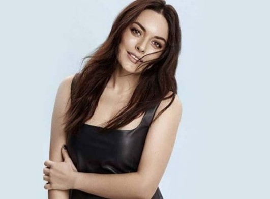 Ünlü Sanatçı Ezgi Mola'dan Türkiye'yi Üzen Haber galerisi resim 2