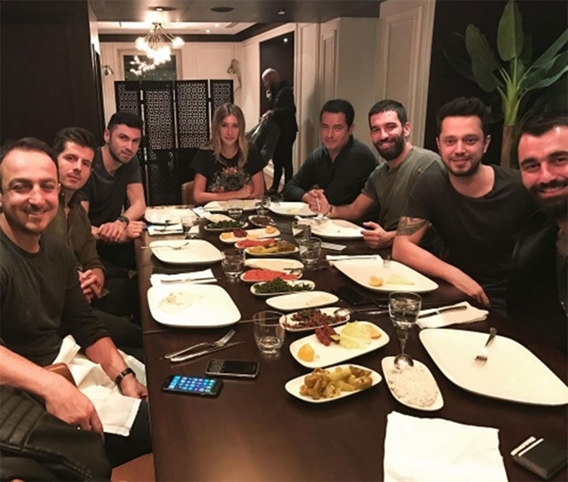 Şeyma "Acun " dedi ama yine de o paylaşımı yaptı! galerisi resim 4