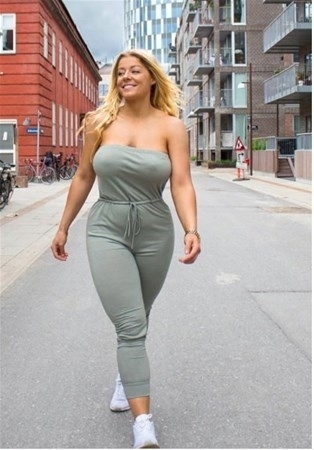 Kadın Herkül'ün özgüveni tam galerisi resim 6